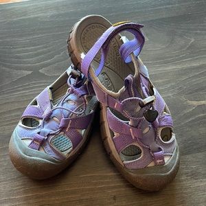 Keen waterproof sandals, women’s size 9